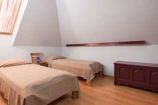 Отели типа «постель и завтрак» Villa Bezycer Gowidlino Апартаменты с 2 спальнями-5